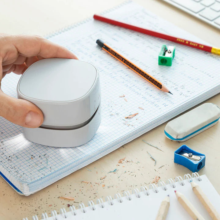 Mini aspirador portátil de secretária Micuum