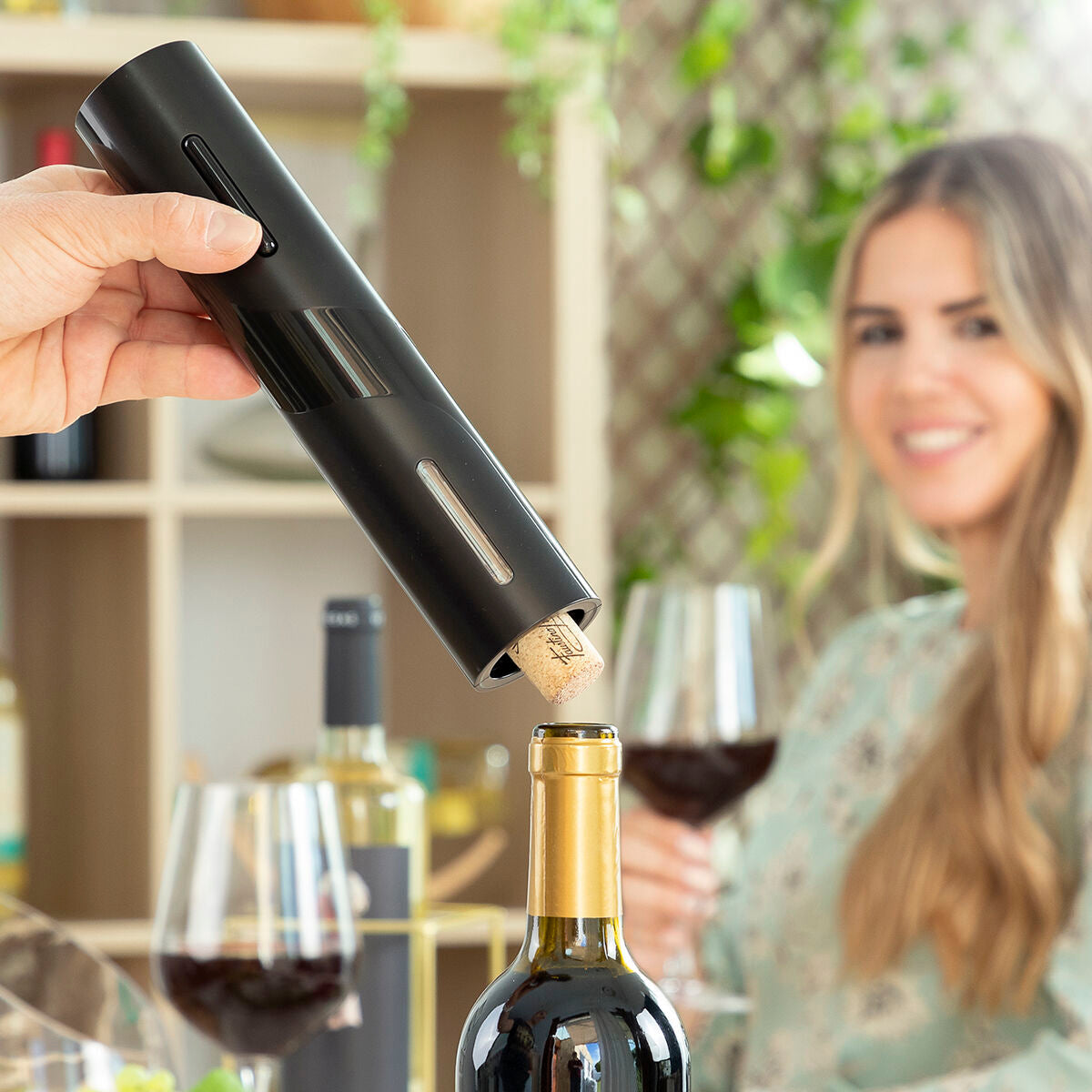 Saca-rolhas elétrico com acessórios para vinho InnovaGoods Corking